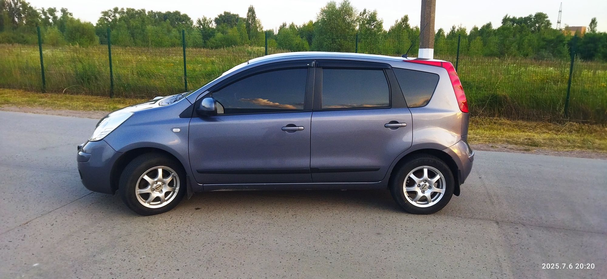 Продам автомобіль Нисан Ноте 2007р.в