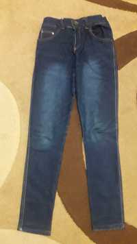 джинси для хлопчика 146 см