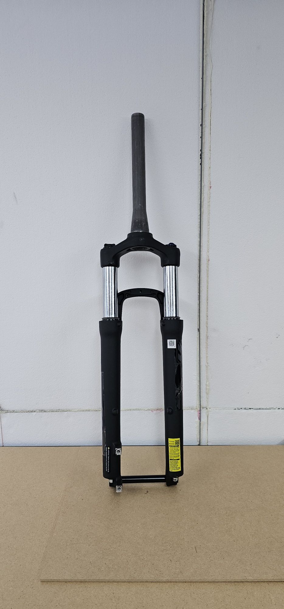 Nowy. Amortyzator Suntour XCM 32 . 29 "