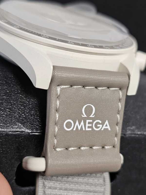 Omega x Swatch SO33T103 Pustynia - Biokeramika w Kolorach Piasku