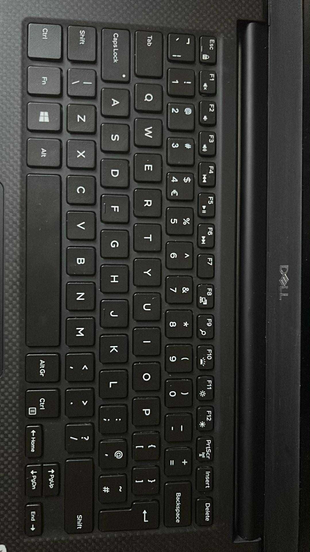 Sprzedam Laptop Dell XPS 15 7590