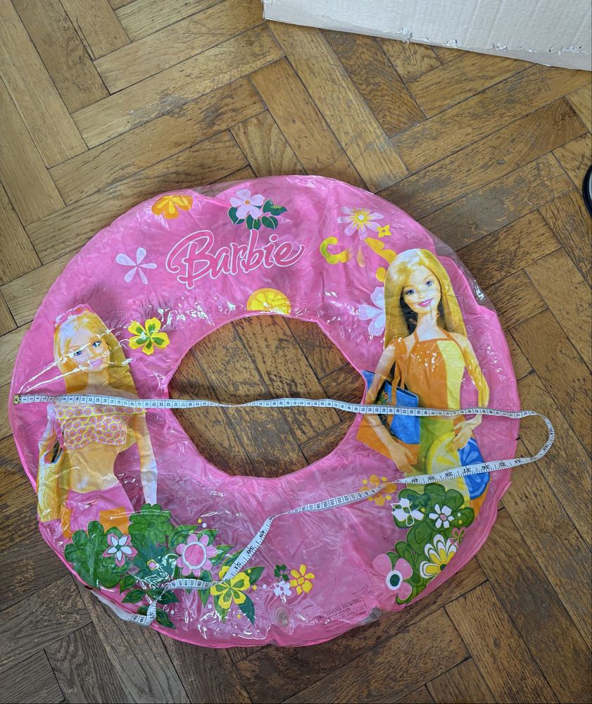 Kółko dmuchane do plywania barbie