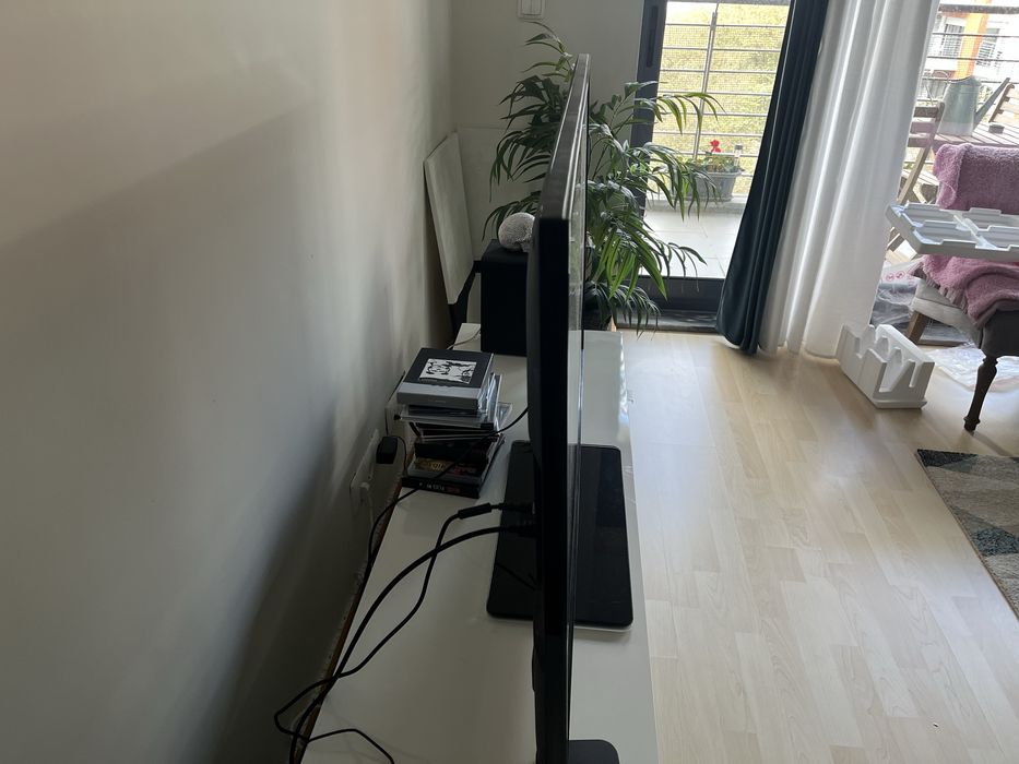 TV Philips LCD 46”