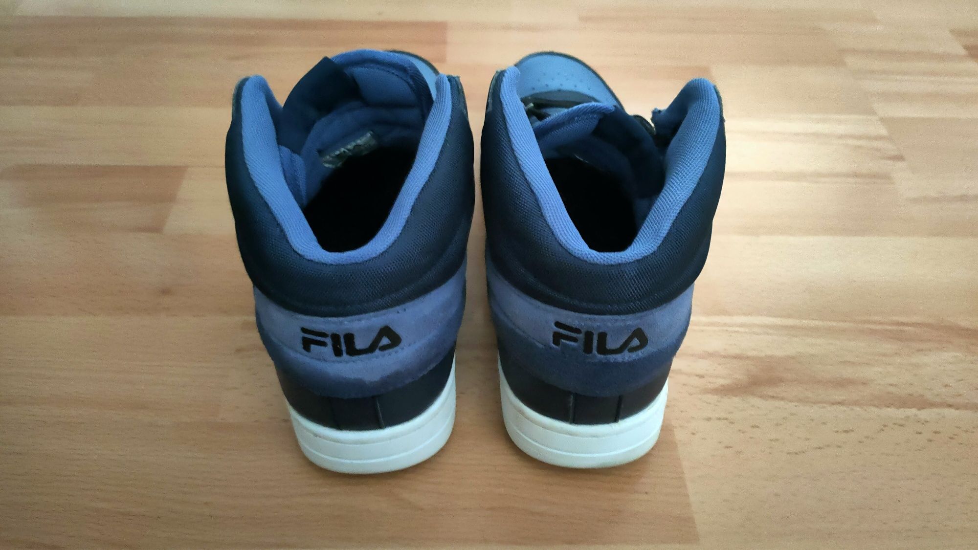 Buty FILA Sneakersy kolor Navi Infinity rozmiar 43/10/9