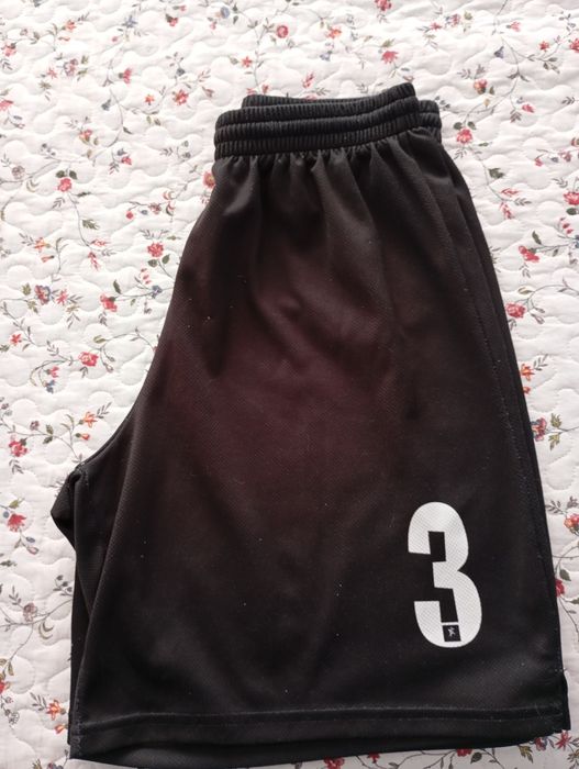 Calções desportivos