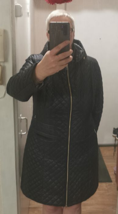 Жіноча осінньо-весняна куртка