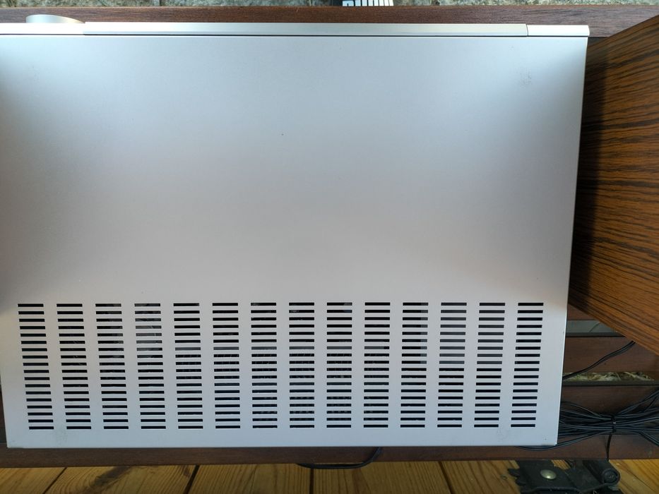 Amplituner Grundig R7200
