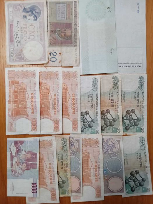 Sprzedam banknoty z Europy i czeki