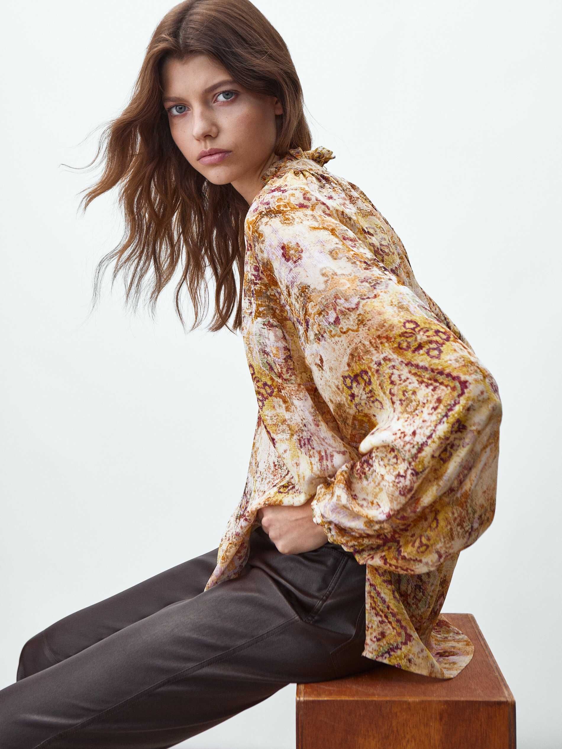 Шифонова блуза з пишними рукавами Massimo Dutti