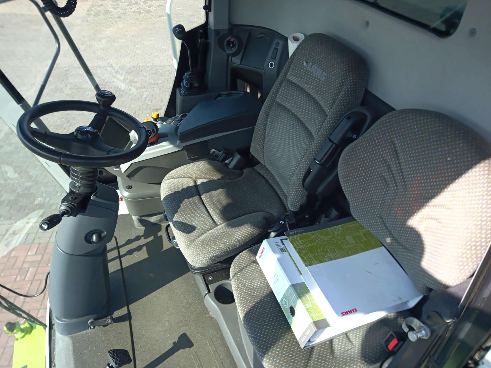 Claas Tucano 560 Business 4x4 full opcja 1722 godziny