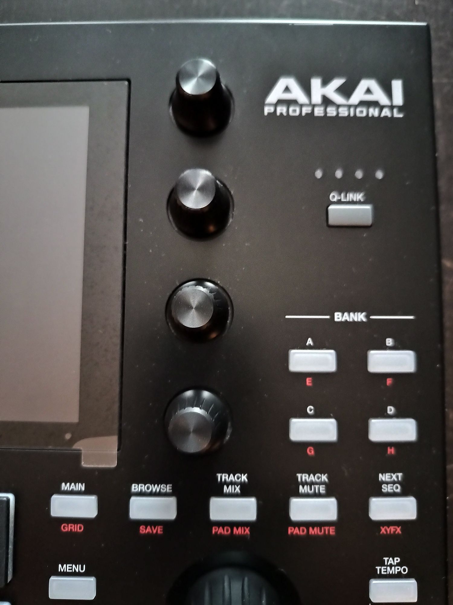 Akai   mpc   one