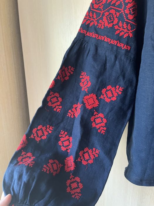 Вишиванка жіноча ЛЬОН