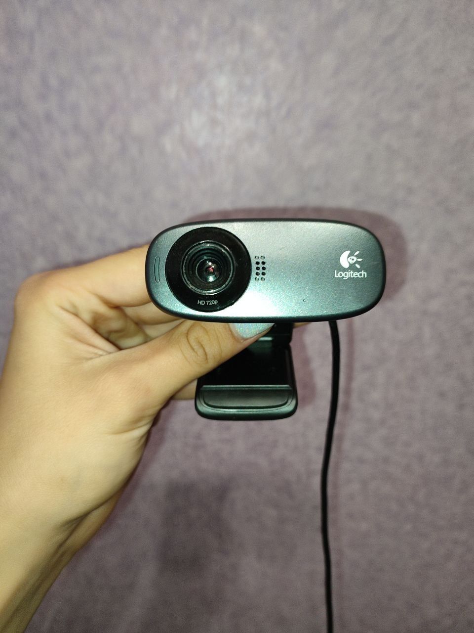 Продам веб камеру Logitech HD Webcam C310