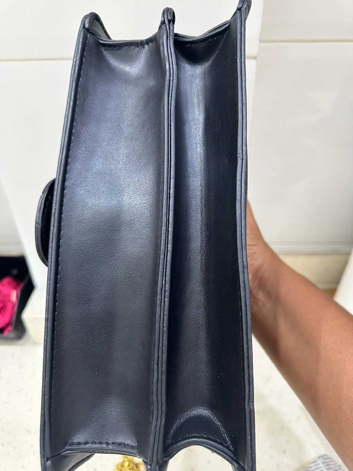 Mala Gucci preta