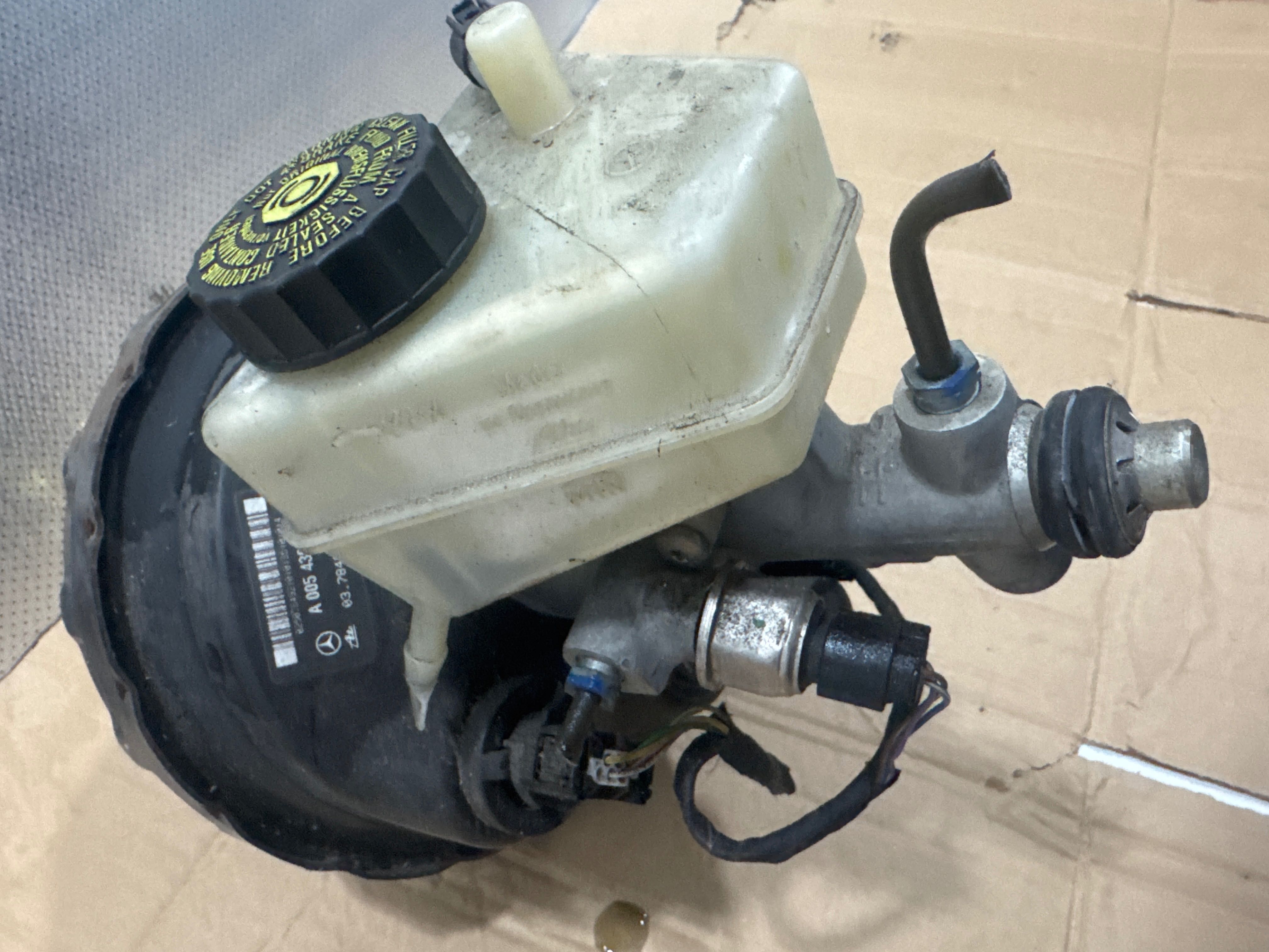 Servofreio completo com bomba Mercedes W203