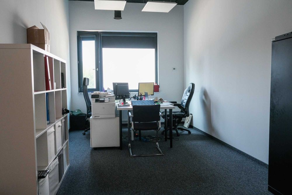Biuro 246 m² – gotowe do pracy od zaraz | przy Moście Siekierkowskim
