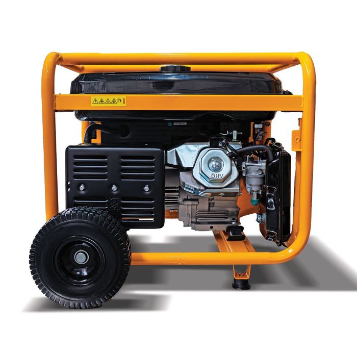 Agregat prądotwórczy  JCB 7.9KW - 3 fazowy (AVR, rozruch elektryczny)