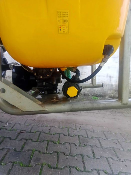 Pulverizador tomix de 600l