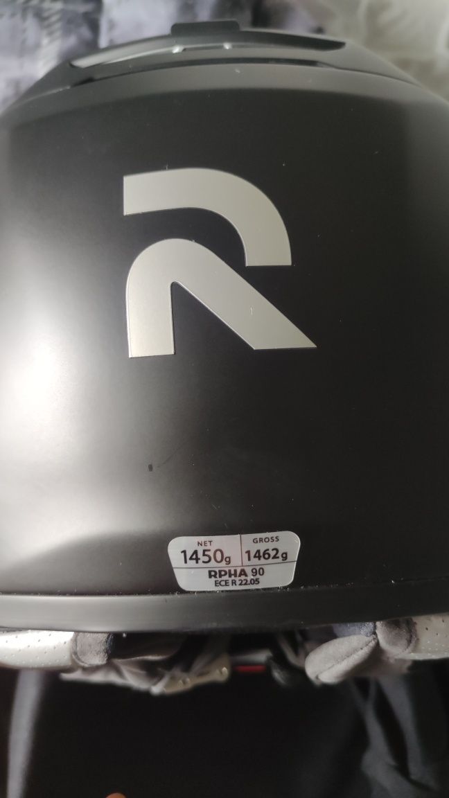 HJC RPHA 90 kask