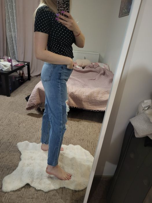 Jeansy z dziurami slim mom  wysoki stan