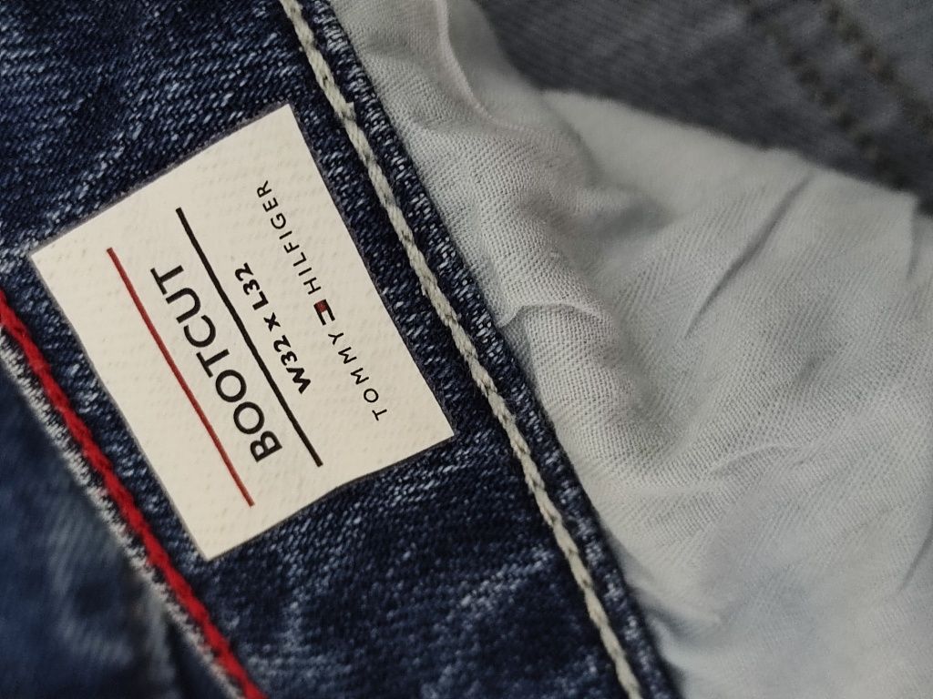 Spodnie  Tommy Hilfiger Bootcut Jeans
