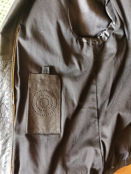 Продаю кожаный пиджак/куртка