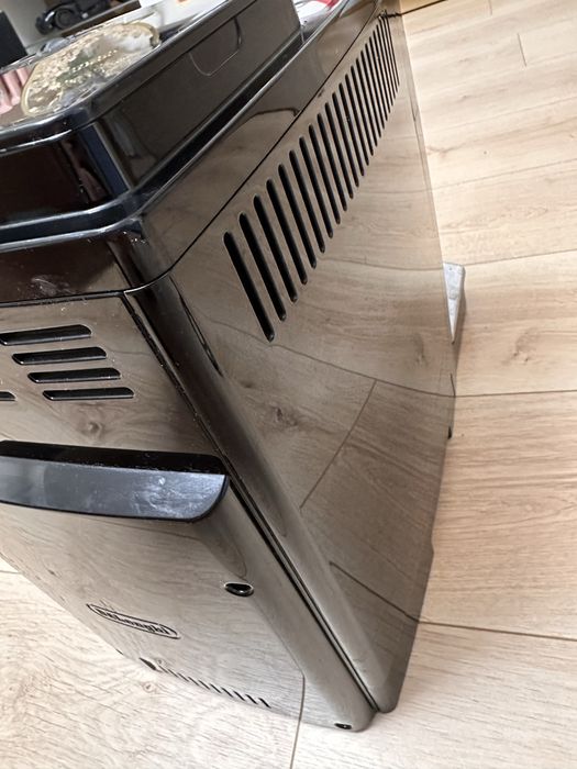 Ekspres automatyczny Delonghi ECAM25.120.B