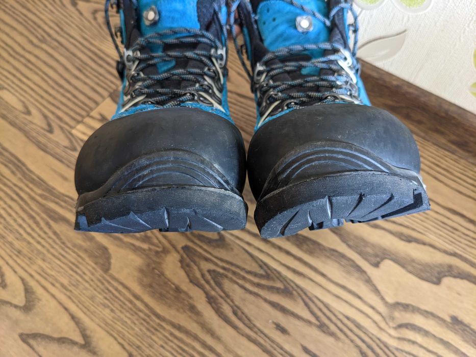 Жіночі альпіністські черевики Lowa Cevedale Pro Goretex