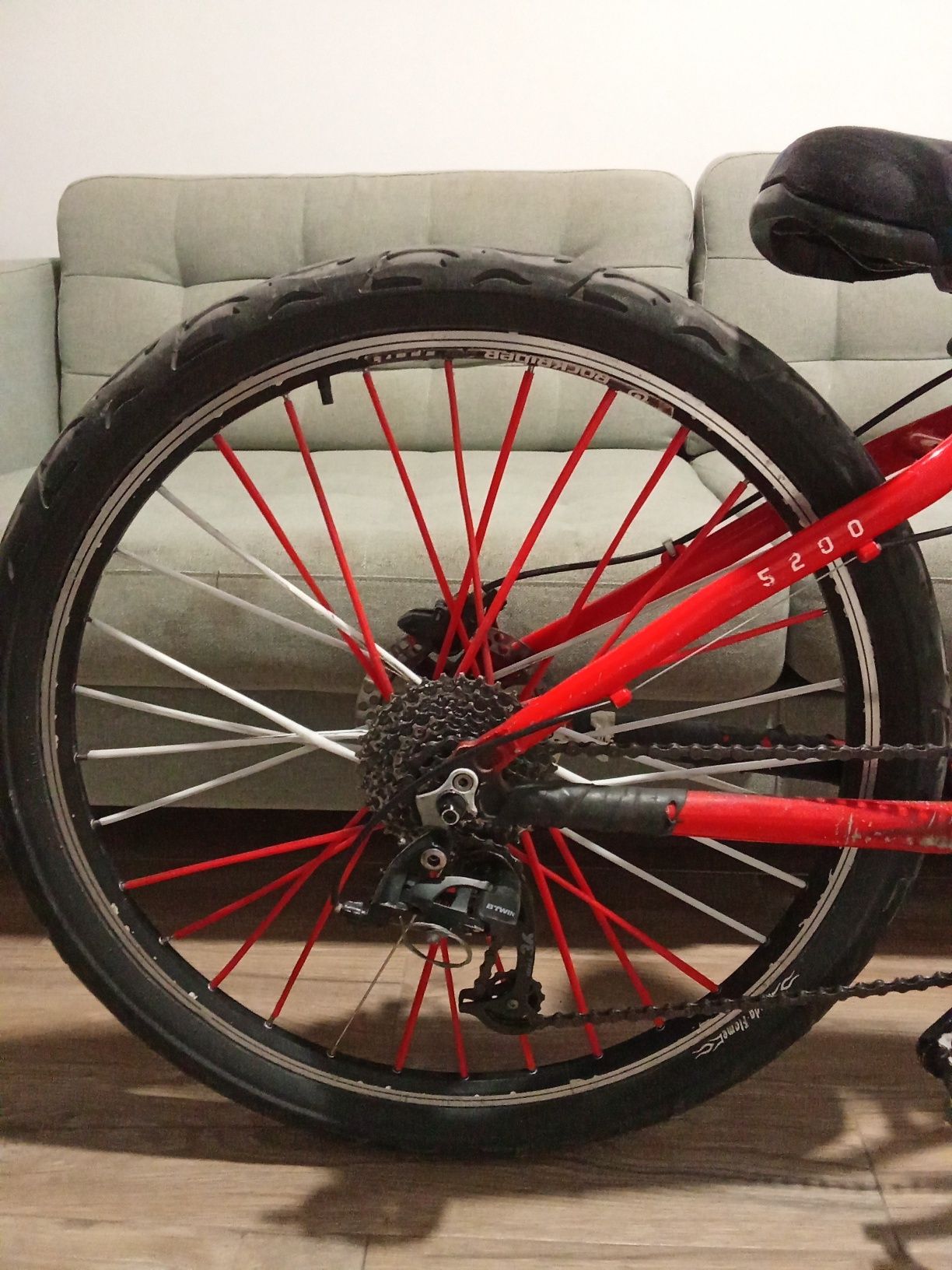 Bicicleta BMX vermelha (entregue em 24h até 48h)