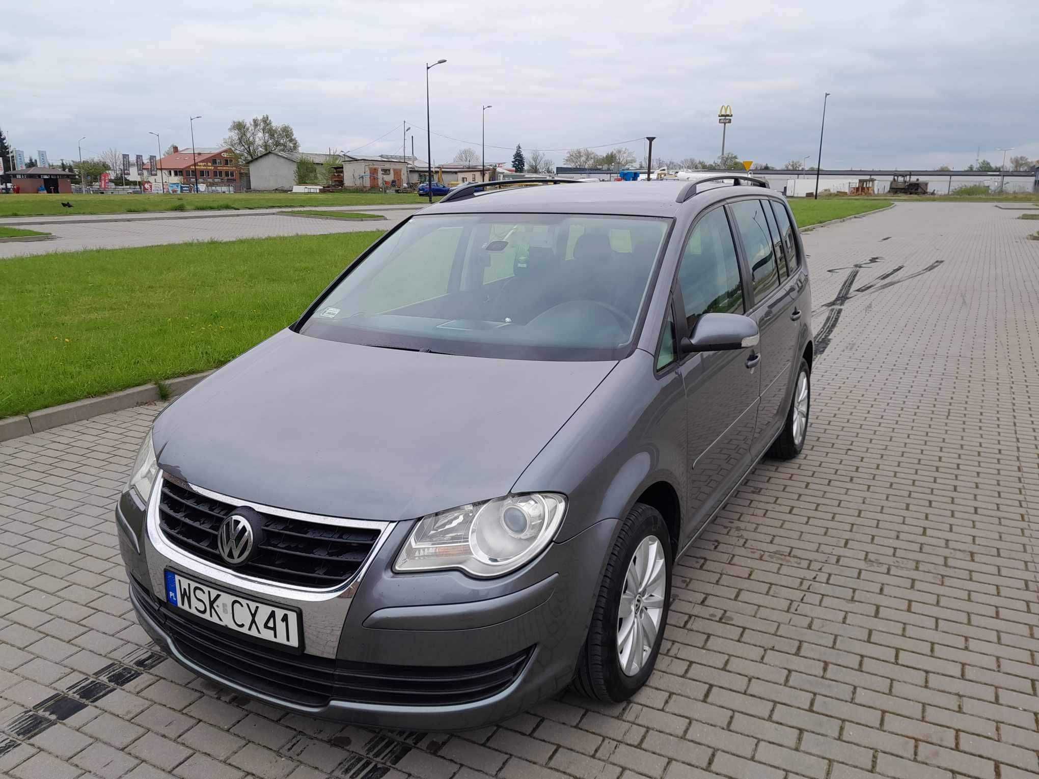 Volkswagen Touran 2.0 Tdi  7 osobowy