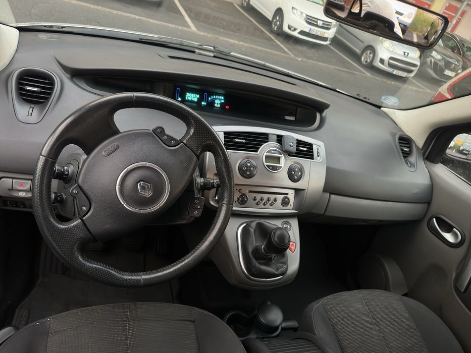 Renault Scénic 1.5 dCi - 2008 - 7 lugares