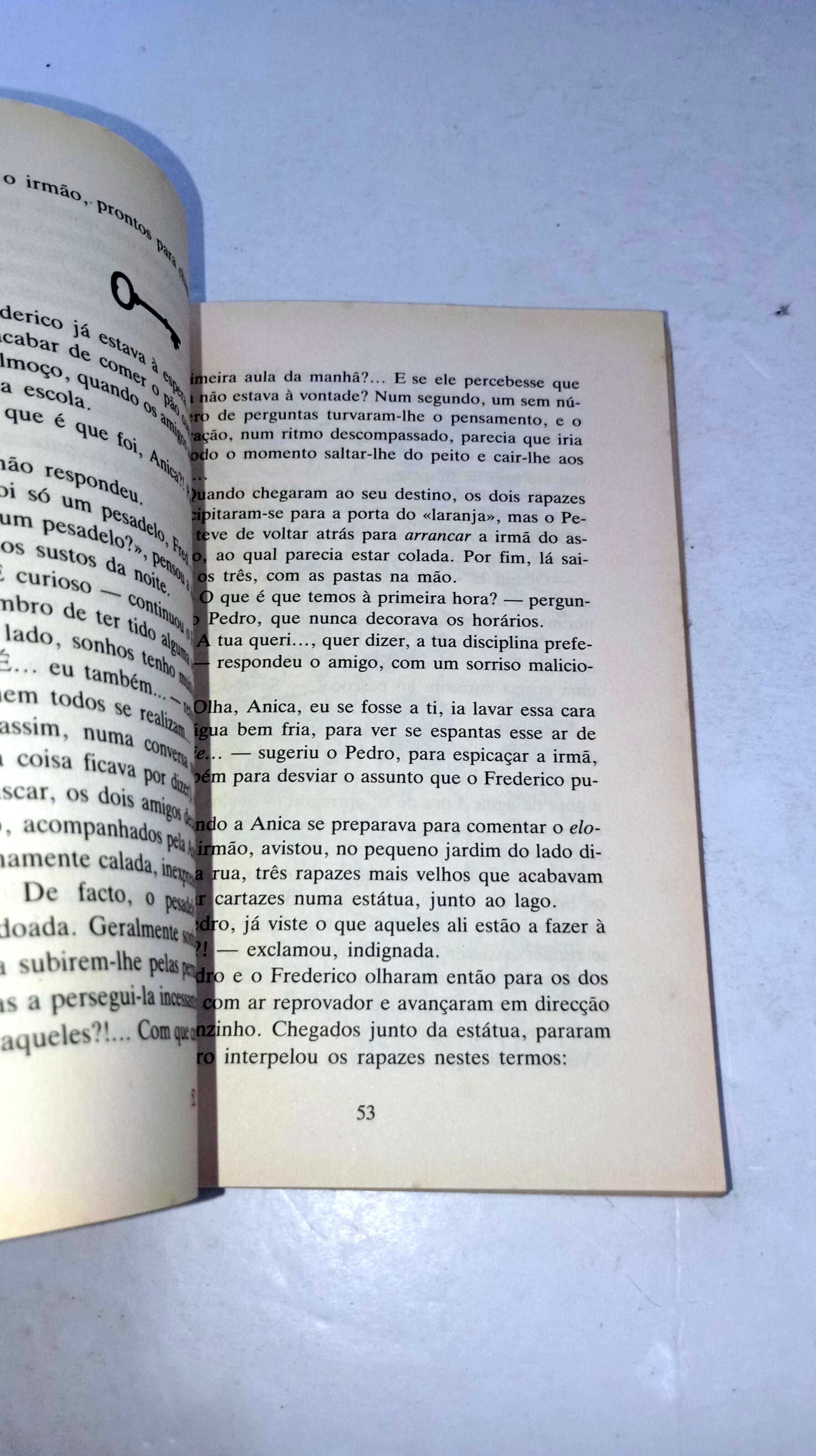 Clube das Chaves - Põe tudo em pratos Limpos