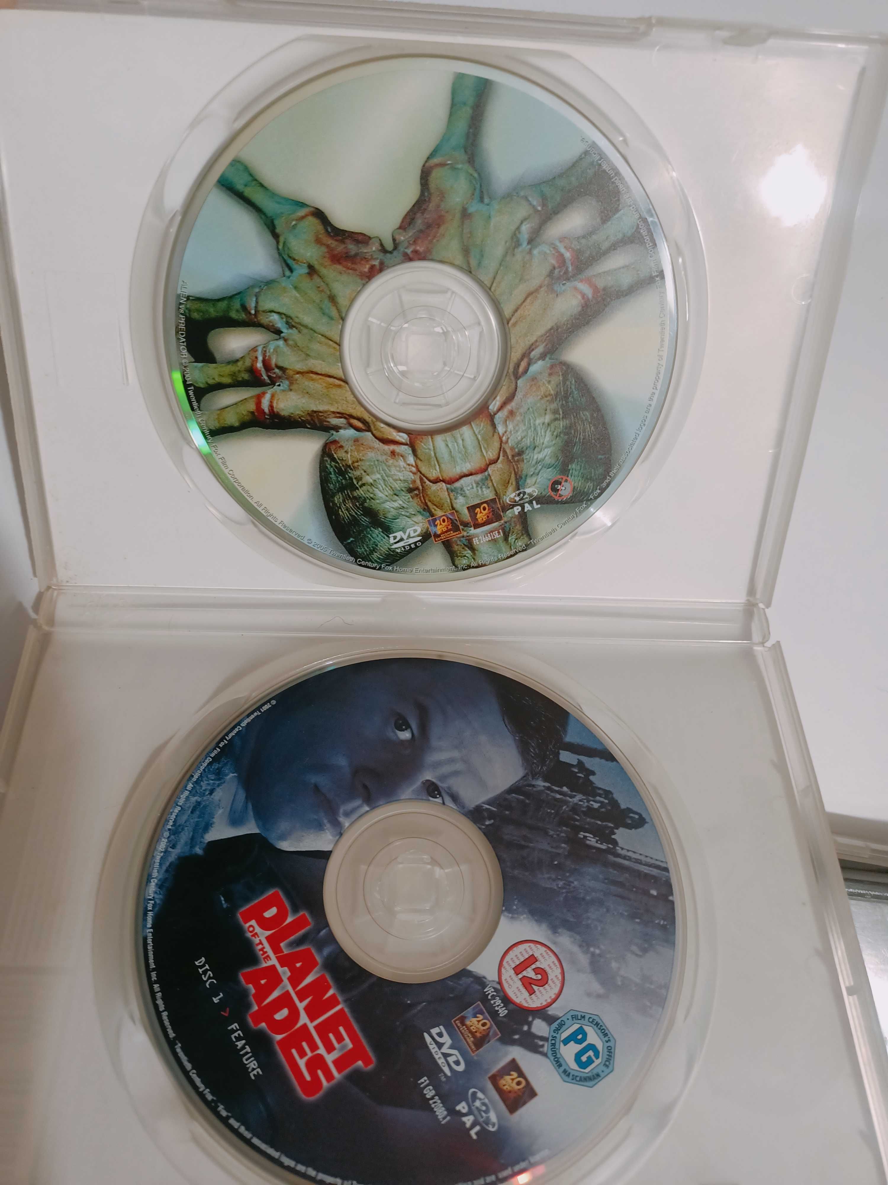 Płyta DVD -planeta małp i obcy vs Predator