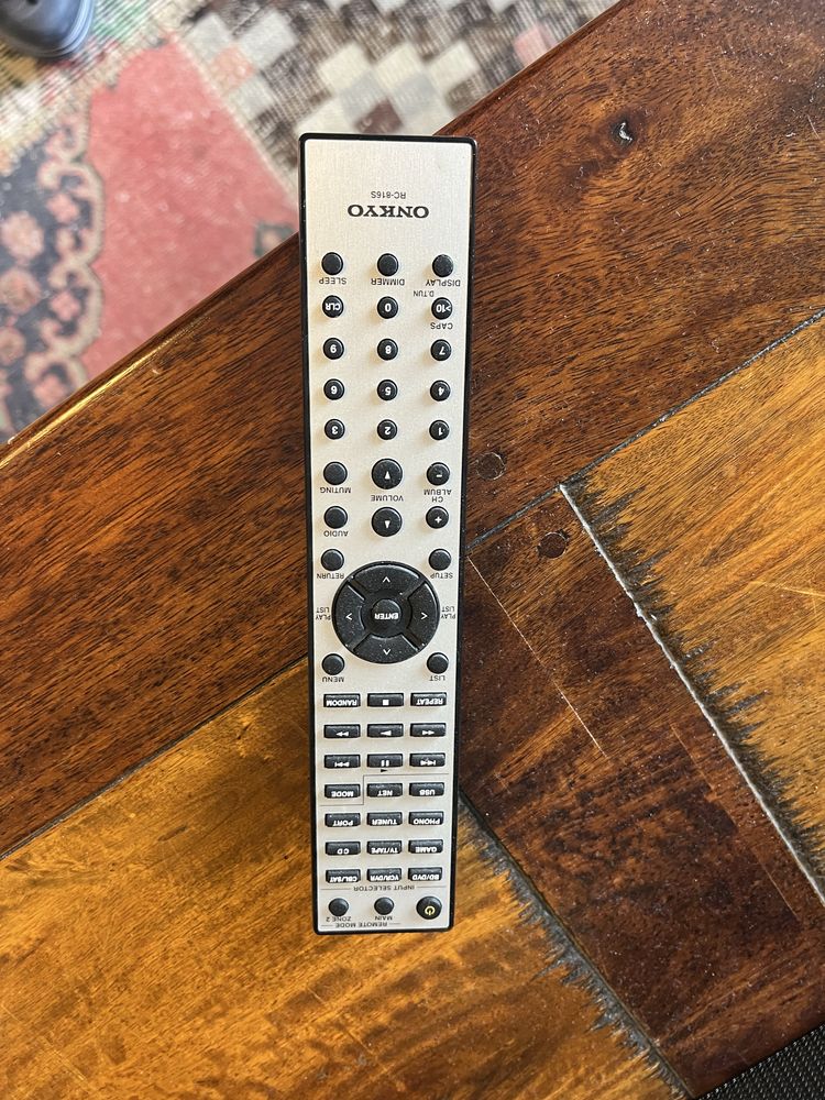 Amplituner Onkyo TX 8050