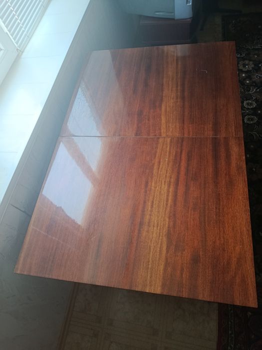 Продам гостьовий стіл