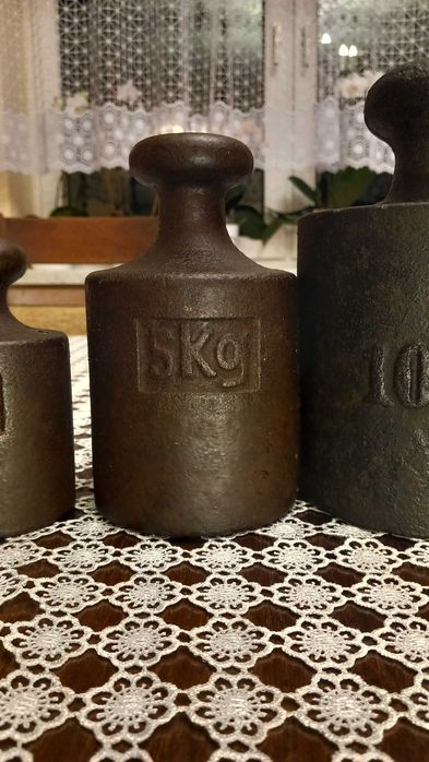 Stare odważniki żeliwne 0,5;1; 2;3;5;10kg odważnik żeliwny