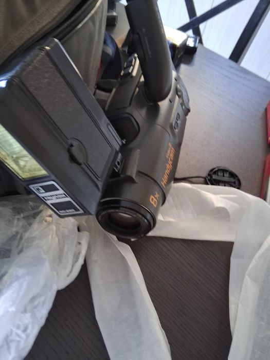 Sony handycam 8 ccd FX200E, a funcionar bem com todos os acessórios