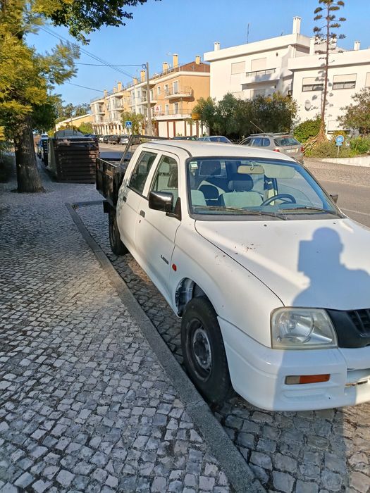 Mitsubishi l200d