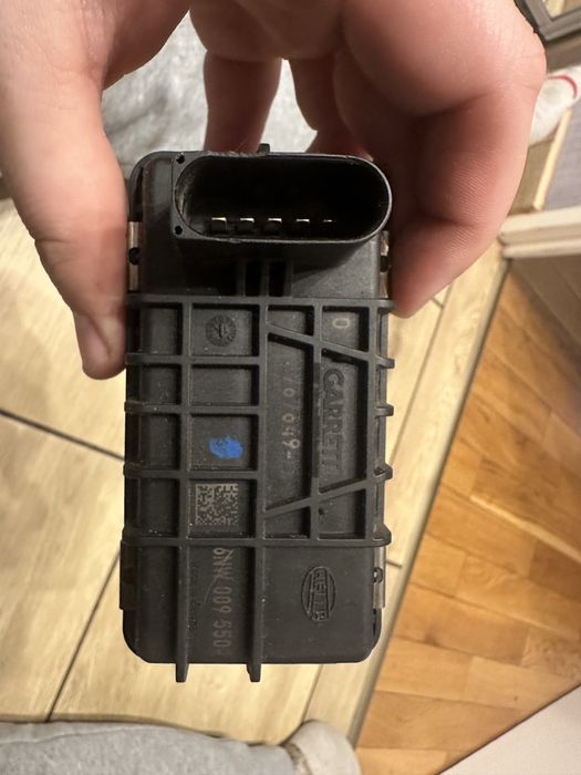 Nastawnik turbiny mercedesW211 2.7diesel