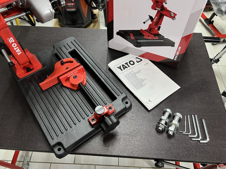 Стойка для болгарки 180-230 мм с чугунным основанием Yato YT-82976