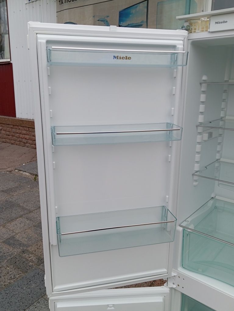 Встраиваемый холодильник Miele No-Frost 177см INVERTER A+++ Германии