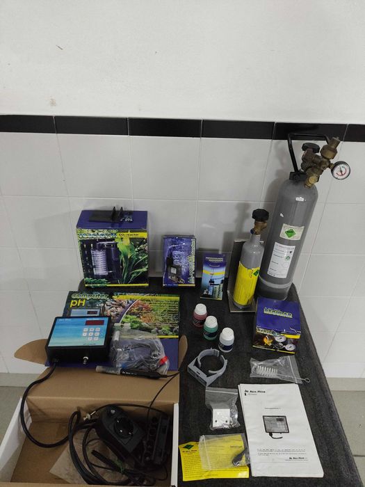 Aquário Completo 500L (2m) + Móvel + Filtros + CO2 – Oportunidade!