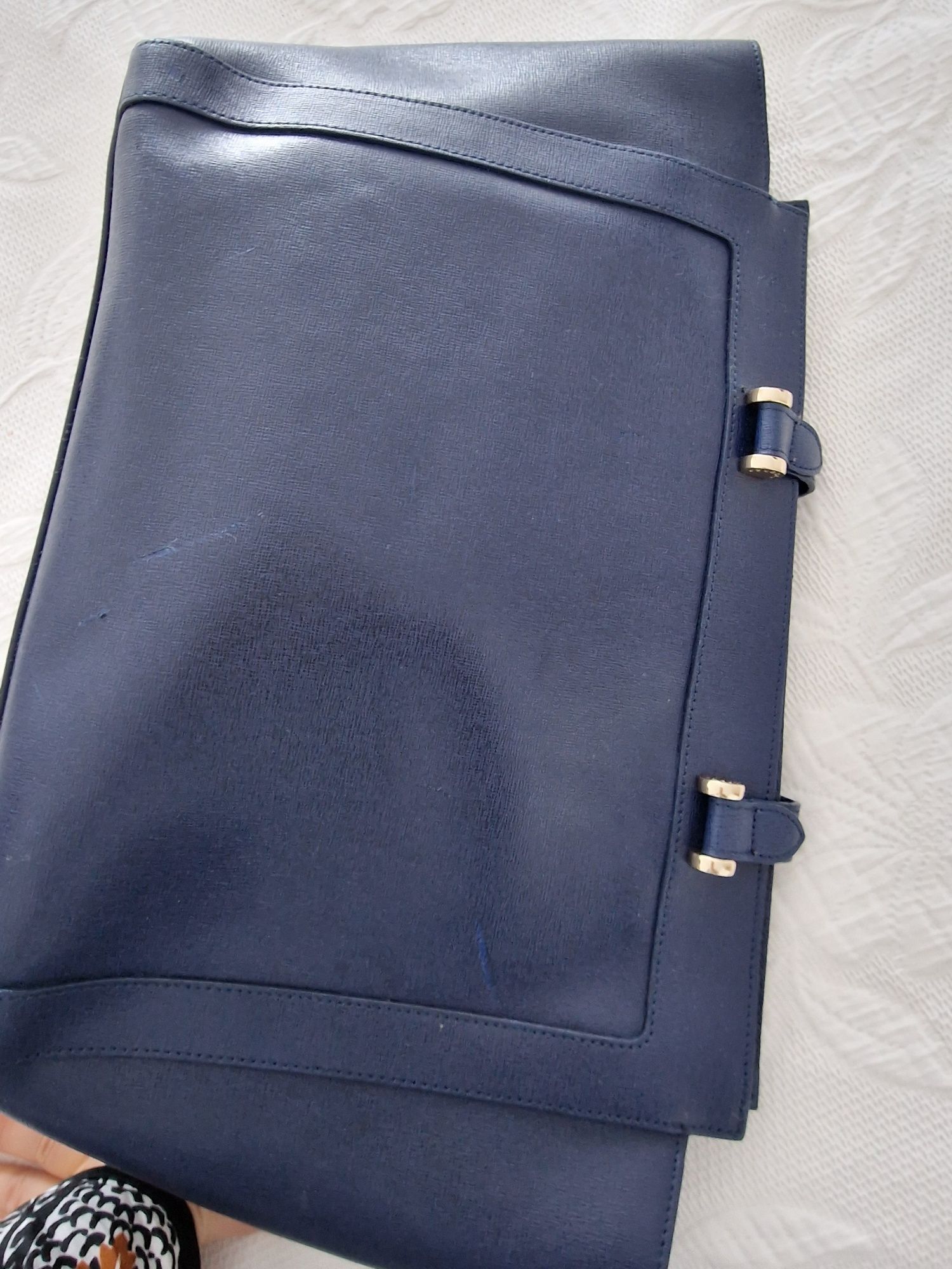 Mala Furla azul marinho