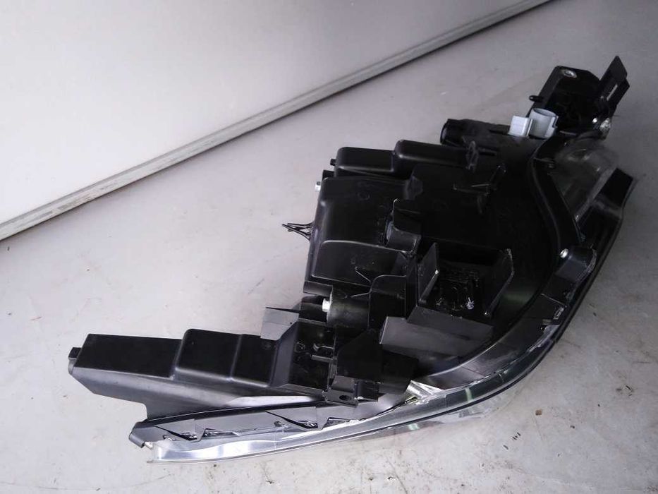 Mazda CX5  17r.- Lampa Full Led Przód Lewa