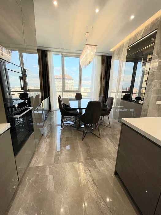 Апартаменты люкс, вид на Днепр с 22эт, панорамные окна!