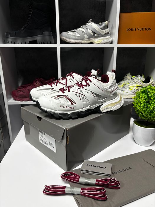 Balenciaga Track White Red