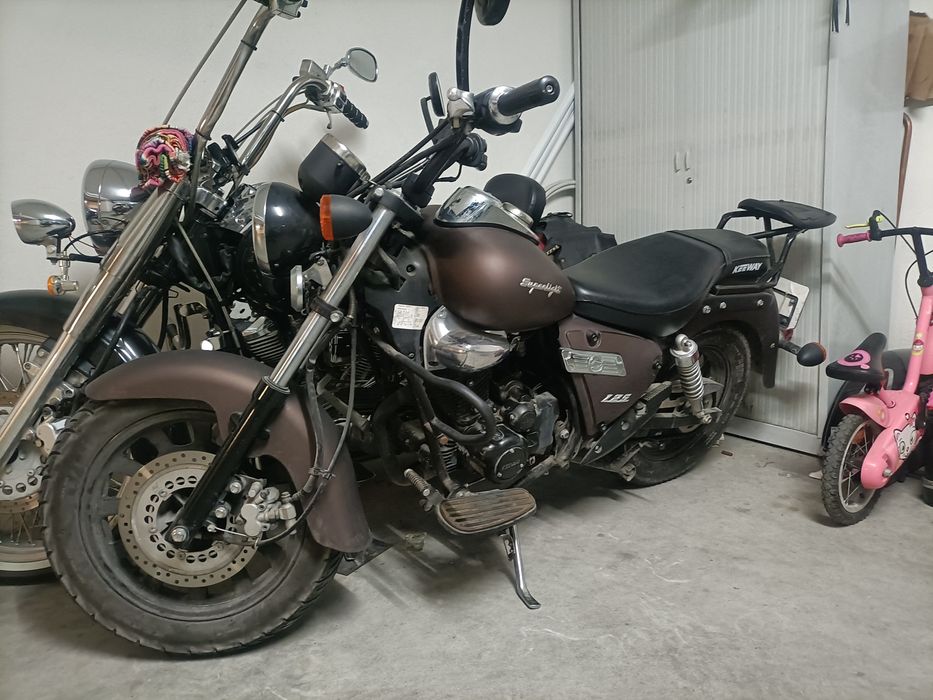 Keeway Superlight 125