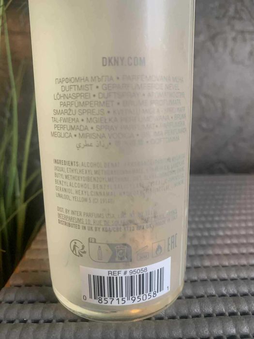 DKNY Women Energizing perfumowany spray do ciała 250 ml