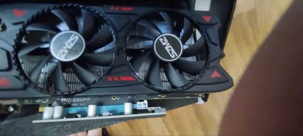 Продам відео карту RX580 8gb нова