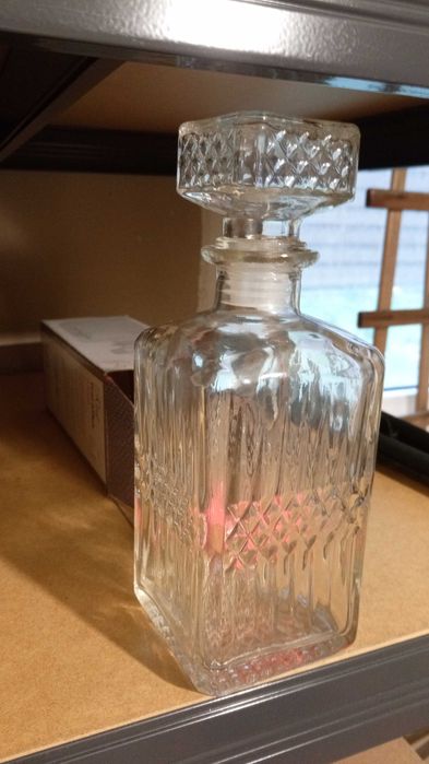 Karafka Red 850ml nowa